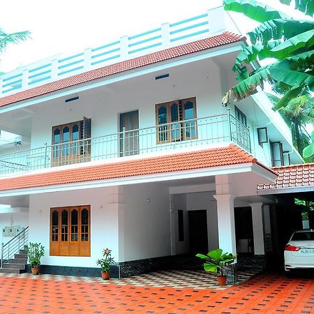 格雷斯宾客住宿加早餐旅馆 Thrissur 外观 照片