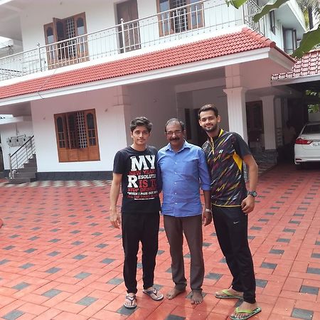 格雷斯宾客住宿加早餐旅馆 Thrissur 外观 照片